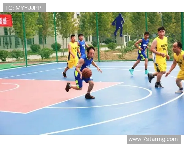 武汉篮球队的灵活战术与团队协作探讨