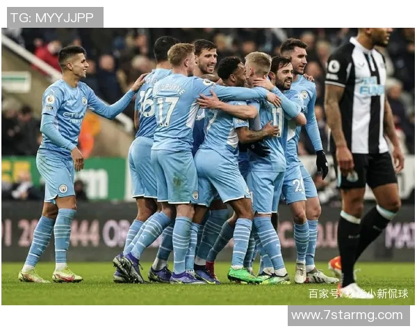 武汉羽毛球队在城市联赛中以79分稳居积分榜首位，展现强劲实力